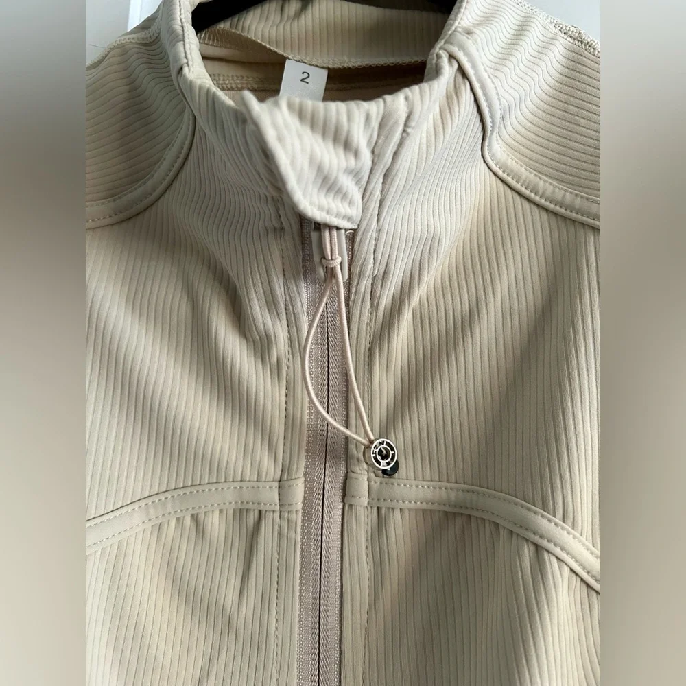 Define Style Workout Jacket - Picture 3 of 10